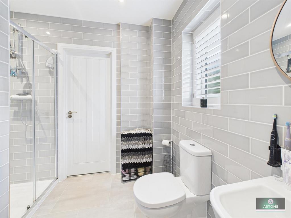 Jack and Jill En-Suite Shower Room
