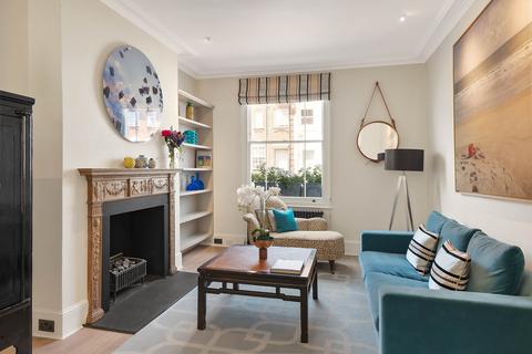 18 Cope Place, London, W8 6AA