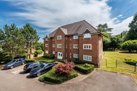 HIGHACRE, DORKING, RH4