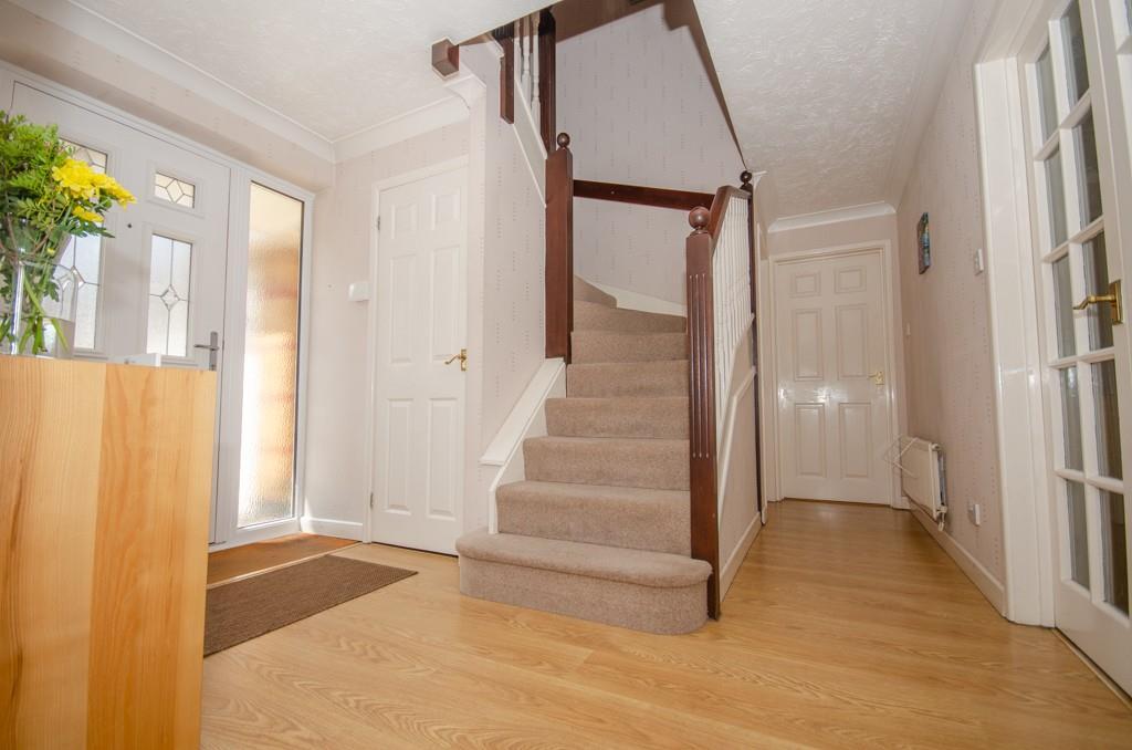 Entrance hall.jpg