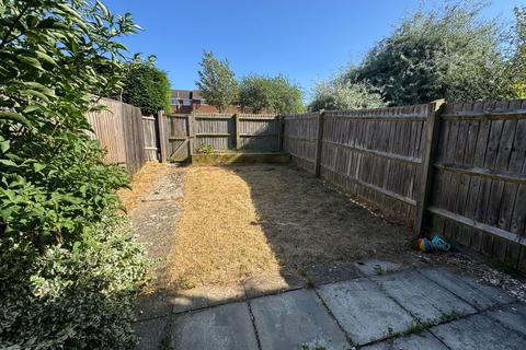 56 Ashgrove, Steeple Claydon, Buckingham, MK18 2NW