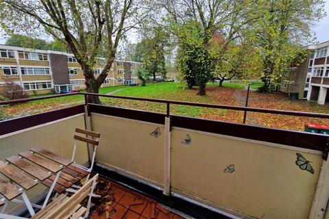 2 bedroom apartment for sale, Ifield Drive, Ifield, Crawley, West Sussex, RH11