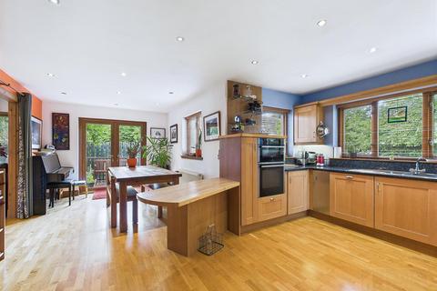 11 Croftside, Aviemore, PH22 1QJ