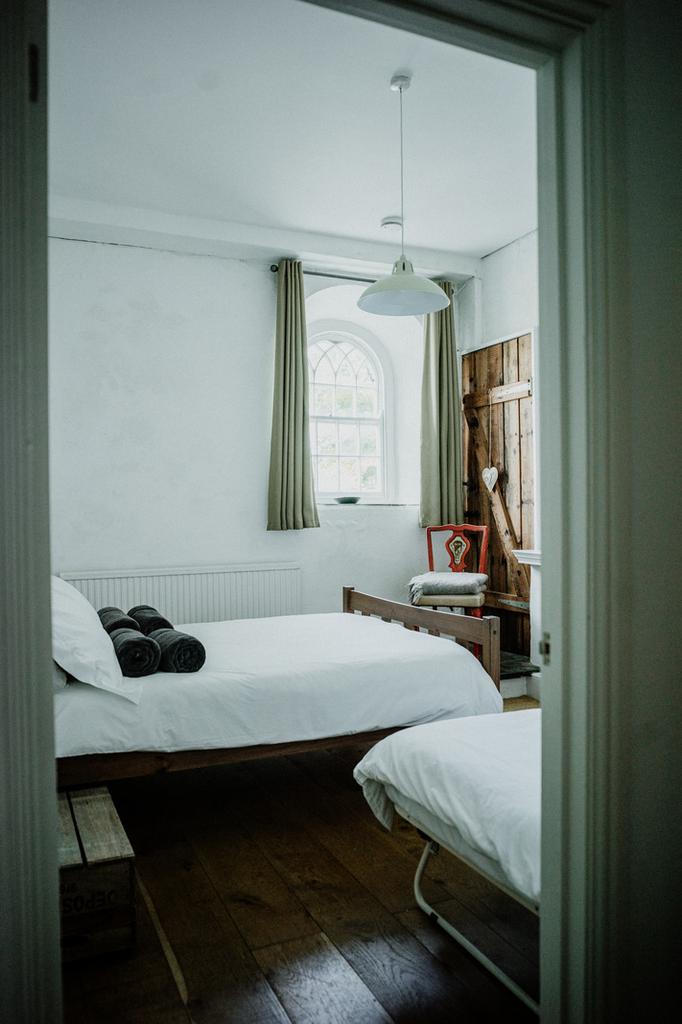 224428 - B0006568.jpg