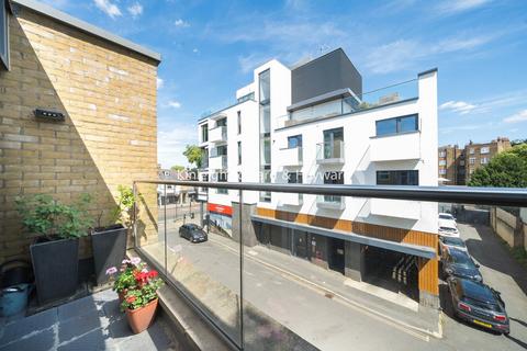 1 bedroom flat to rent, Chiswick High Road, London, W4