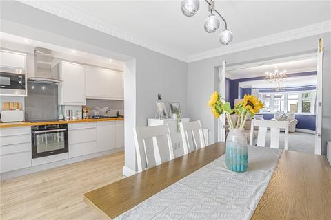31 Axminster Crescent, Welling, DA16 1HQ
