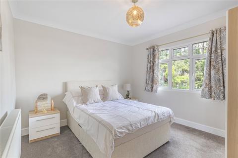 31 Axminster Crescent, Welling, DA16 1HQ