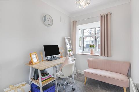 31 Axminster Crescent, Welling, DA16 1HQ