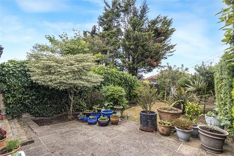 31 Axminster Crescent, Welling, DA16 1HQ