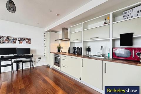 1 bedroom apartment for sale, Beetham Tower, Old Hall Street, Liverpool
