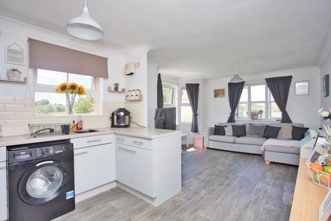 2 bedroom flat for sale, Stanley Road, Folkestone, Kent, CT19