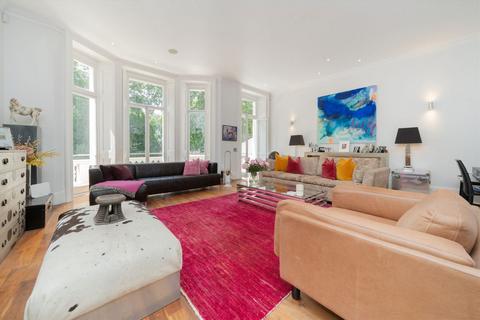3 bedroom maisonette for sale, St. Georges Square, London SW1V