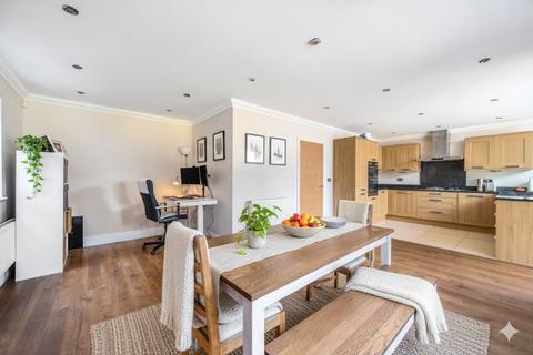 undefined, Tanners Close, Reading RG7