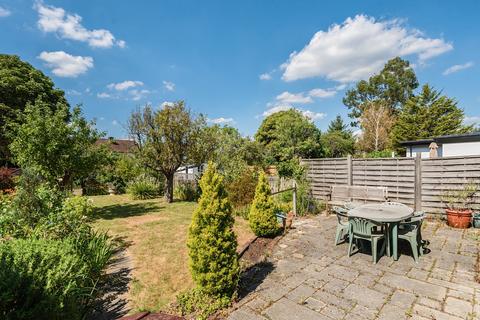 4 bedroom semi-detached house for sale, Forest Side, Worcester Park KT4