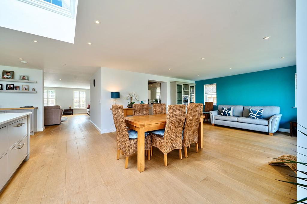 Open Plan Dining Room / Kitchen