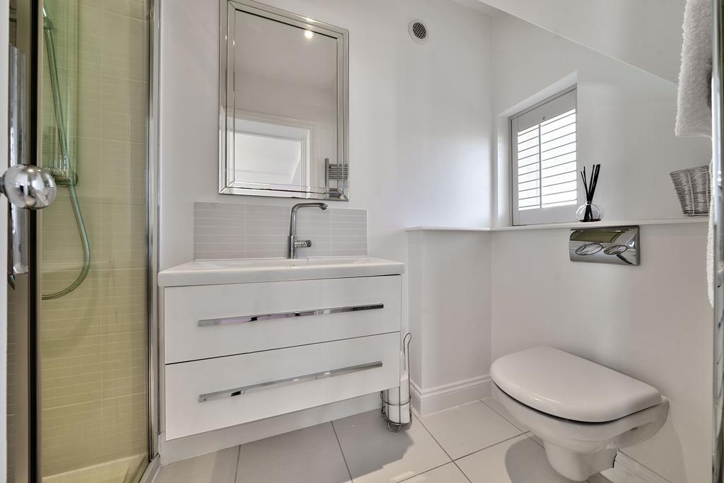 Ensuite Shower Room