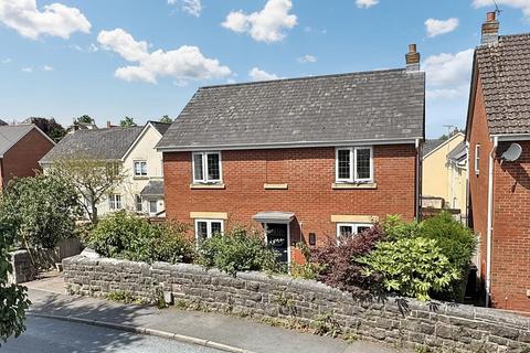 Oakfields, Tiverton, EX16