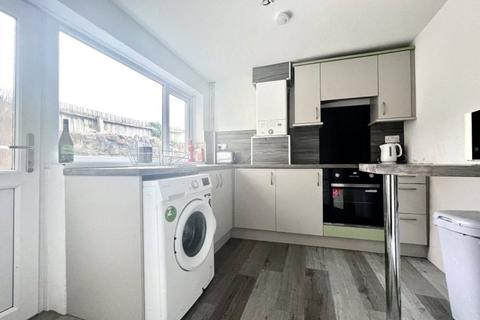 4 bedroom terraced house to rent, Letty Street, Cardiff, CF24