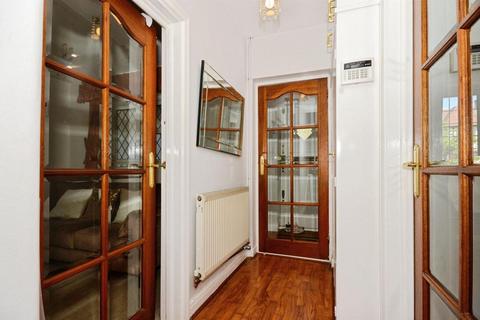 undefined, Medway Gardens, Wembley HA0