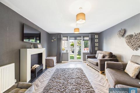 4 bedroom townhouse for sale, Loxley Close, Bradford, West Yorkshire, BD2