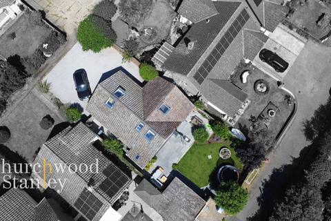 28 Cattsfield, Stutton, Ipswich, IP9 2SP