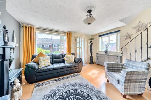undefined, Tristram Drive, Taunton TA3