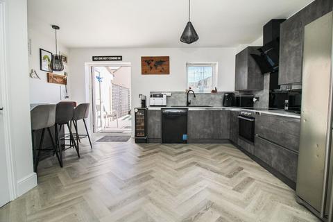 undefined, Newfoundland Way, Portishead, Bristol BS20
