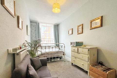 2 bedroom flat for sale, 2 Shipden House, High Street, Cromer, Norfolk, NR27 9HG