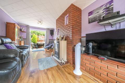 3 bedroom end of terrace house for sale, Charlton Road, Bristol BS31