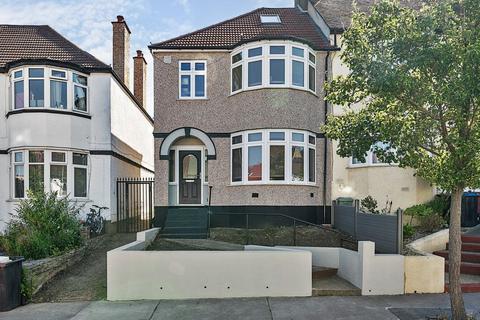 Grangecliffe Gardens, South Norwood, London, SE25