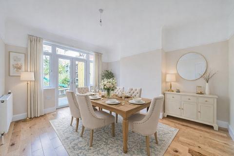 4 bedroom end of terrace house for sale, Grangecliffe Gardens, South Norwood, London, SE25