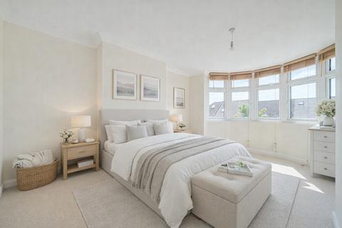 4 bedroom end of terrace house for sale, Grangecliffe Gardens, South Norwood, London, SE25