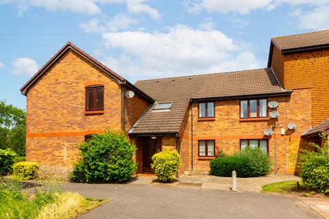 2 bedroom flat for sale, Kipling Drive, Wimbledon, SW19