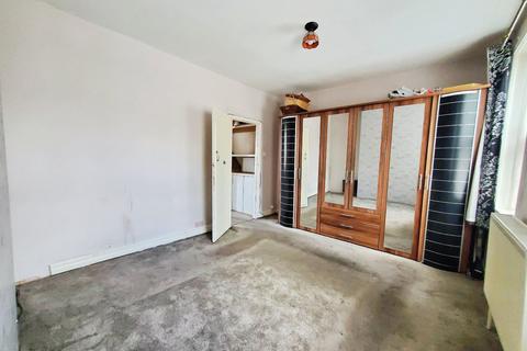 61a Compton Avenue, London, E6 3DR