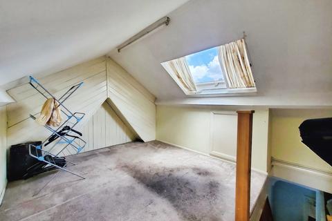 61a Compton Avenue, London, E6 3DR