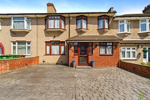 90 Preston Drive, Bexleyheath, DA7 4UE