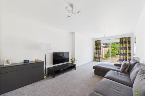 90 Preston Drive, Bexleyheath, DA7 4UE