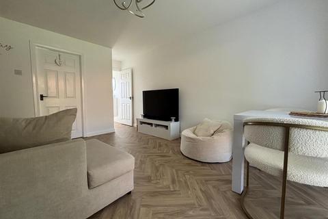 66 Clos Cilsaig, Dafen, Llanelli, SA14 8QU