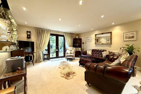5 bedroom detached house for sale, The Oaks, St Michaels PR3