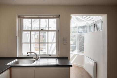 1 bedroom terraced house for sale, High Street, Berkhamsted, Hertfordshire HP4