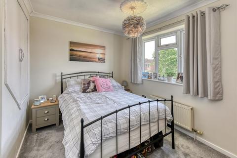 34 Tyning Close, Wolverhampton, WV9 5QH