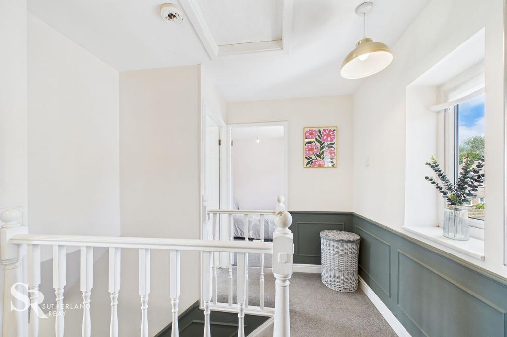 Landing & Hallway