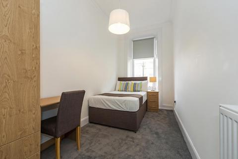2 bedroom flat to rent, Hillfoot Street, Glasgow, G31