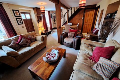 3 bedroom cottage for sale, 4 Graiglas, Talybont-on-Usk, Brecon, Powys.