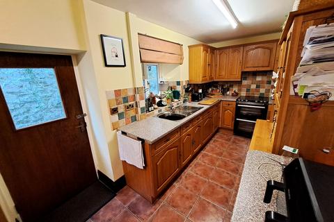 3 bedroom cottage for sale, 4 Graiglas, Talybont-on-Usk, Brecon, Powys.