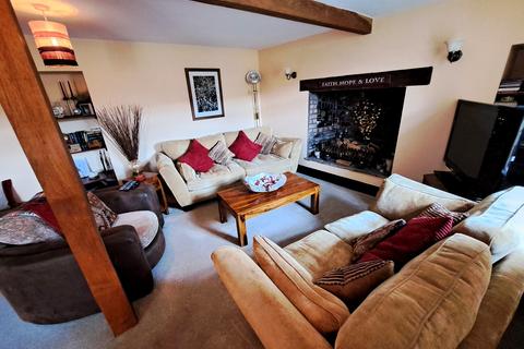 3 bedroom cottage for sale, 4 Graiglas, Talybont-on-Usk, Brecon, Powys.