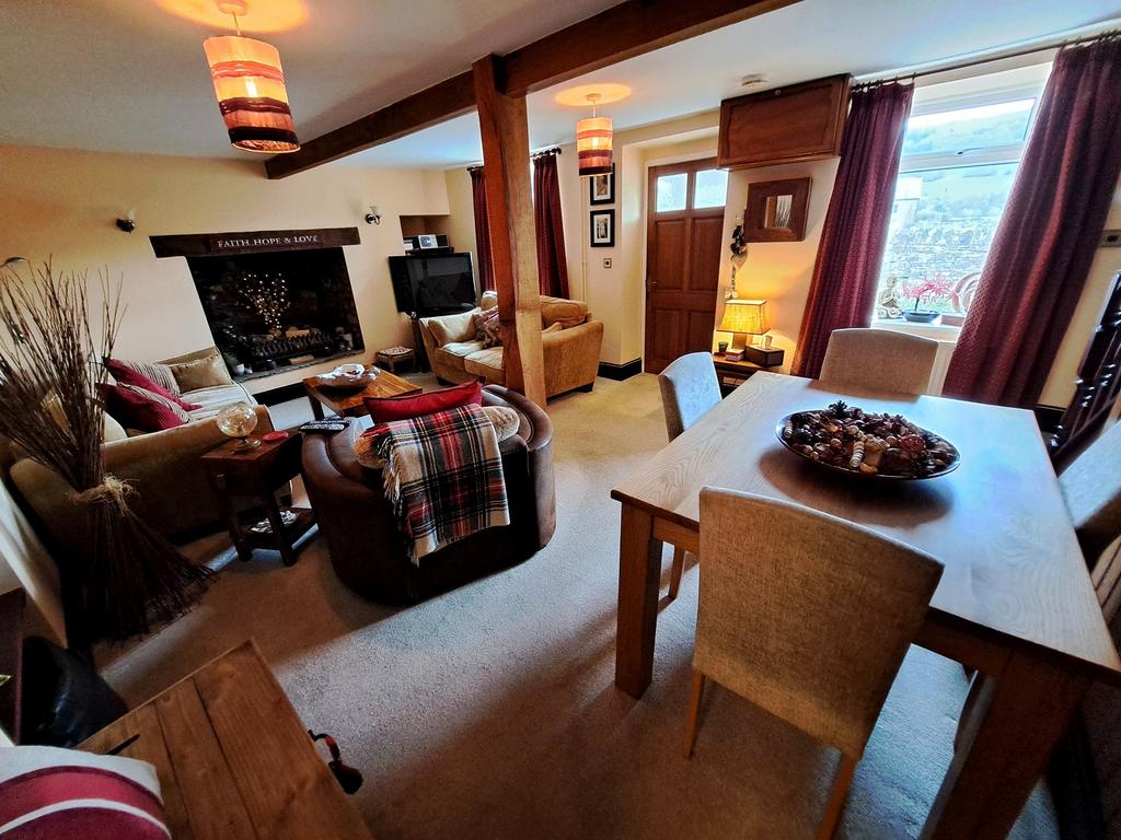 Living/Dining Room