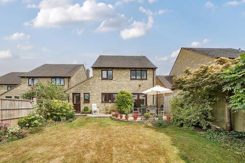 4 bedroom detached house for sale, Queen Elizabeth Road, Cirencester, Gloucestershire, GL7