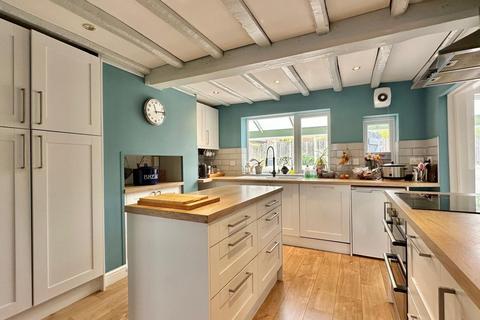 4 bedroom cottage for sale, Brinklow Road, Binley, Coventry, CV3