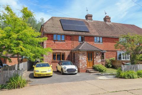 3 Flimwell Close, Flimwell, Wadhurst, TN5 7PP